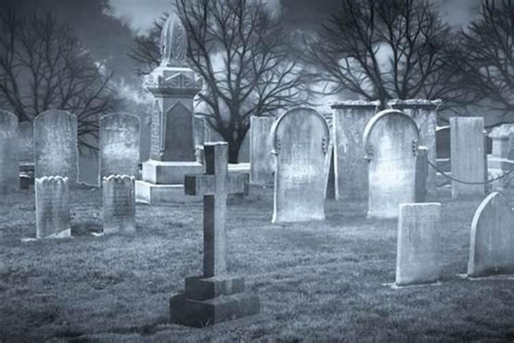 梦见买墓地是怎么回事