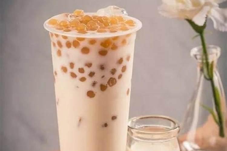 立秋喝奶茶中国习俗