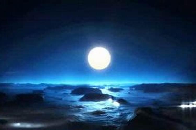 梦里梦见超级大的月亮