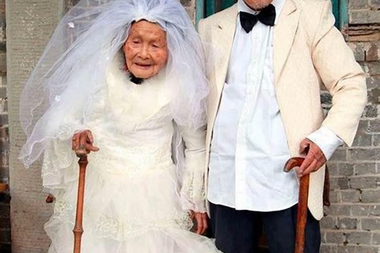 92属猴女和88年属龙男婚姻 1988年属龙的今年婚姻如何